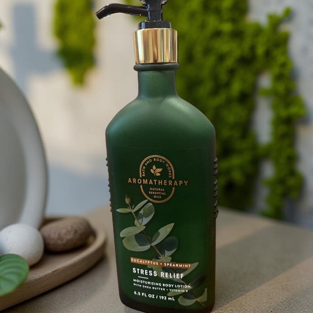 Bath & Body Works Aromatherapy Eucalyptus Spearmint Moisturizing Body Lotion 6.5